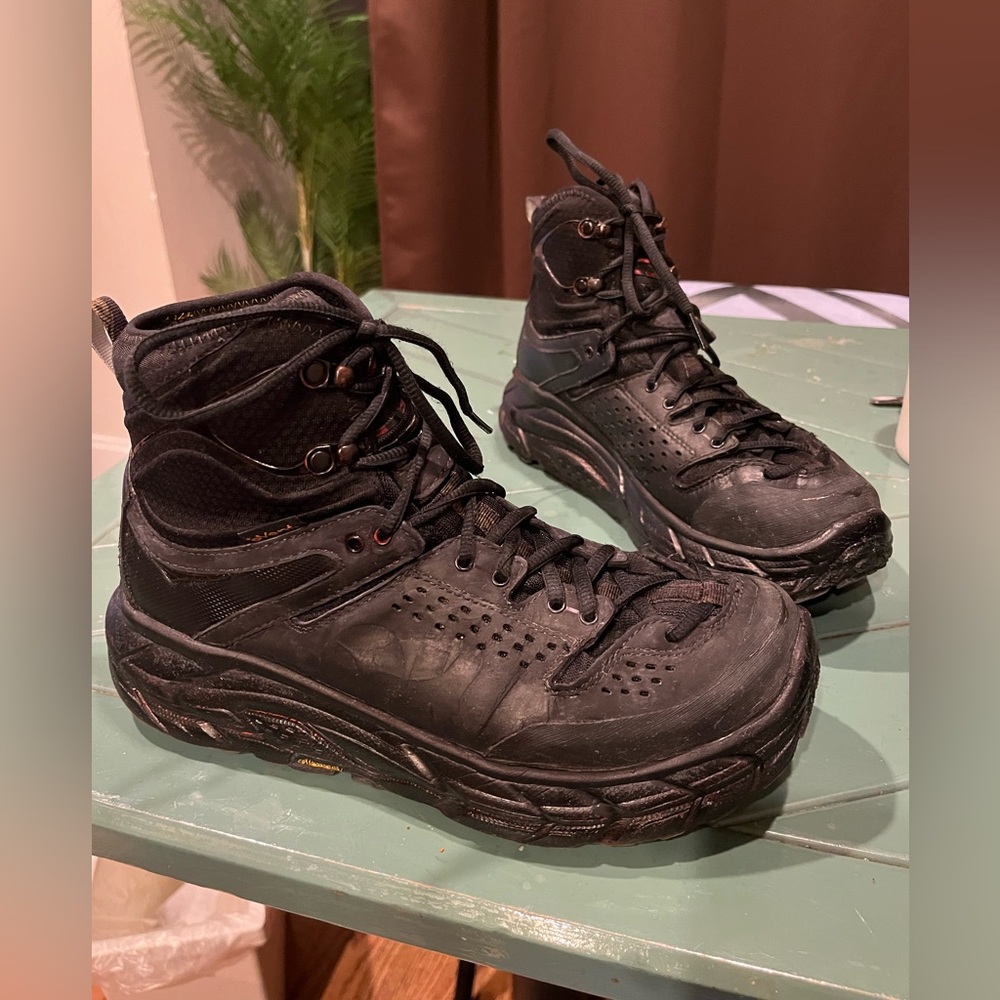 hoka one one #5 Men size9 Tor Ultra Hi Hand painted Black Us9. - Picture 3 of 6